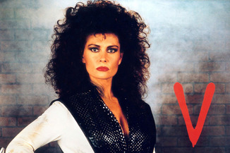 V (orijinal ziyaretçiler) // Jane Badler