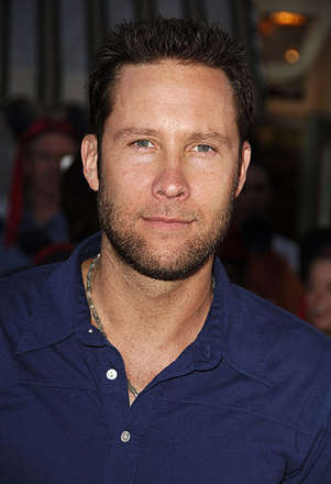 Michael Rosenbaum as Lex luthor
