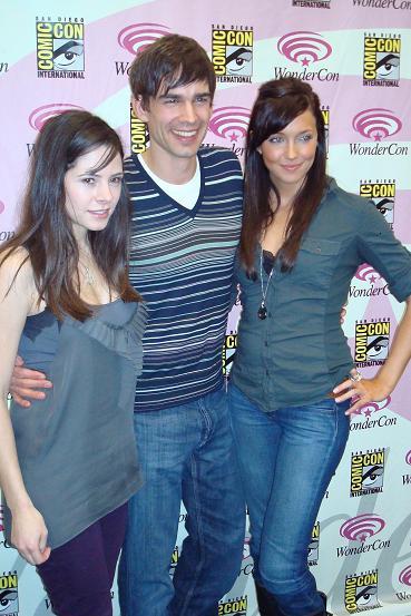 Abby, Henry ve Trish