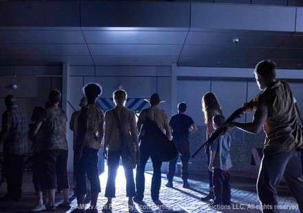 The Walking Dead TS-19