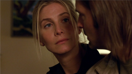 Juliet ve Sawyer geri döndüklerine inanamıyorlar.