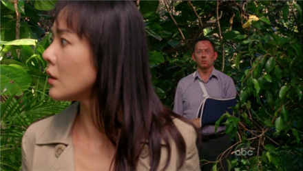 Sun, Benjamin'i takip ederken yakalanıyor