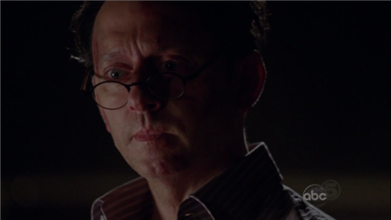 Ben John'u neden öldürdüğünü anlatmaya çalışır.