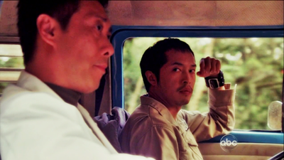 Miles ve babası Dr. Cheng